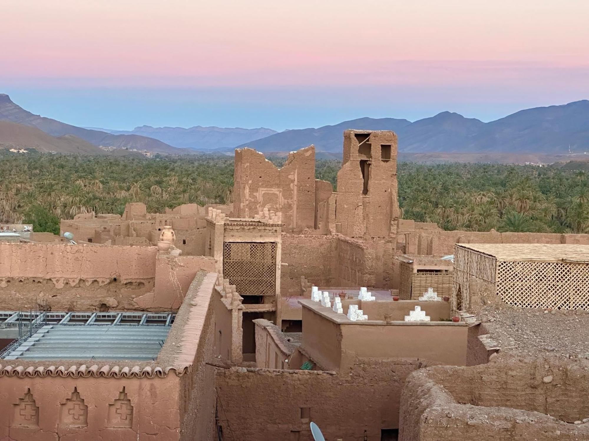 Riad La Perle Tamnougalte Hotel Agdz Exterior photo