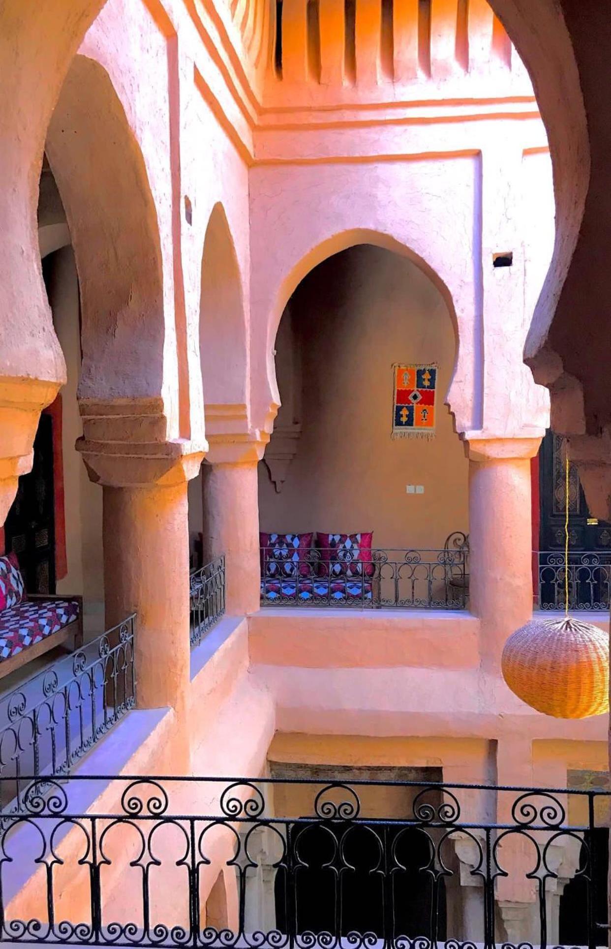 Riad La Perle Tamnougalte Hotel Agdz Exterior photo